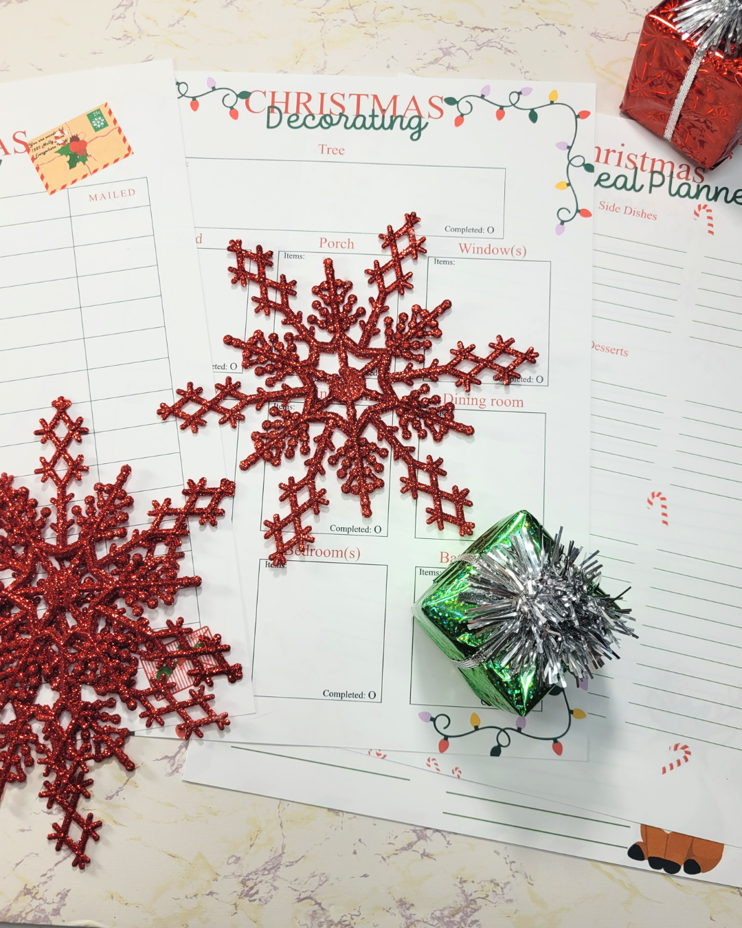 Inside view of printable Christmas checklist pages 